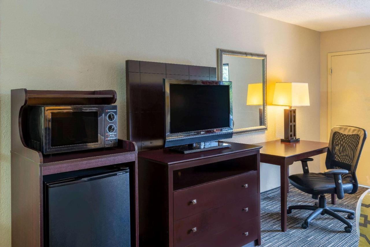 Hotel Baymont By Wyndham Columbus Ga Zewnętrze zdjęcie